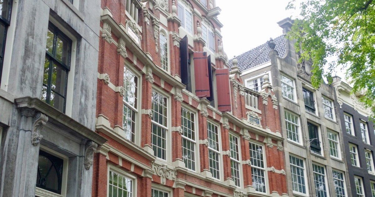 Bartolotti Huis: Amsterdam’s Secret Canal Mansion