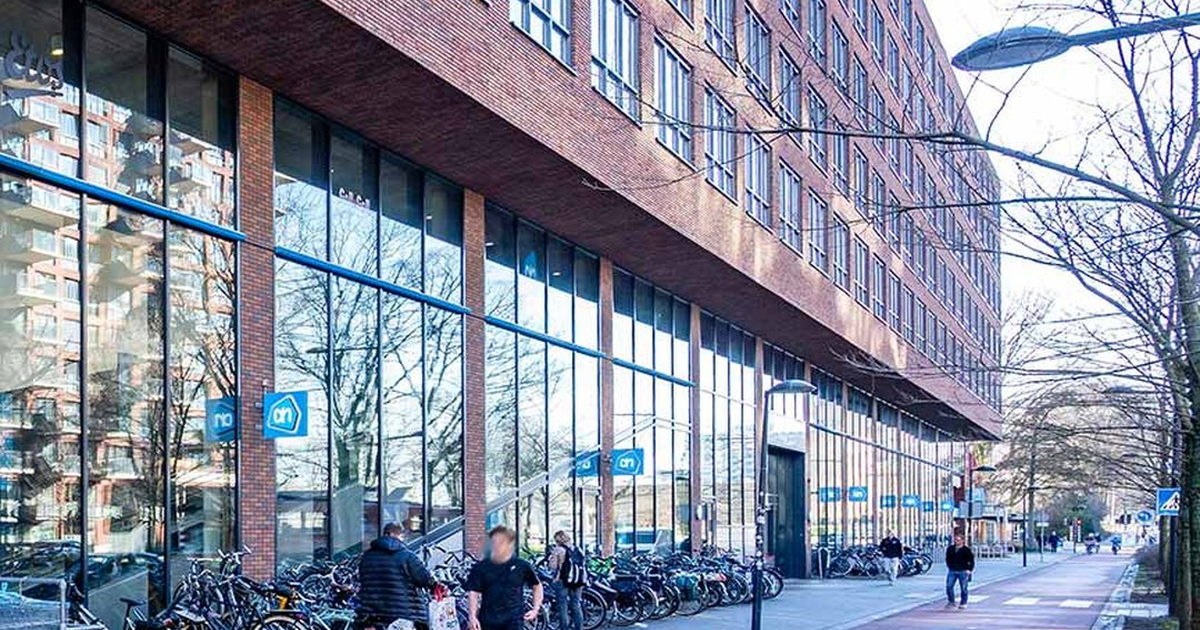 Lege Kalverstraat at 07:00: Experience Amsterdam’s Shopping Street Empty