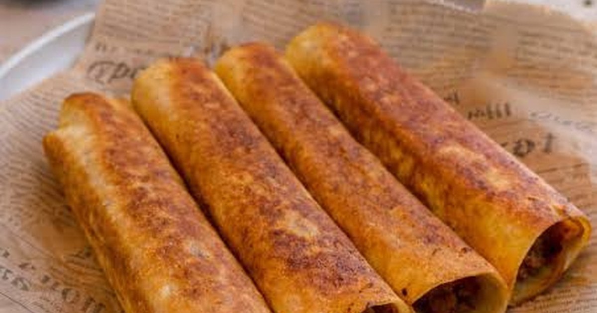 Markt Loempia: Amsterdam’s Best Market Spring Rolls