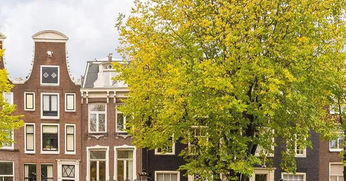 Morning Mist Over the Prinsengracht: Amsterdam’s Dreamiest Start