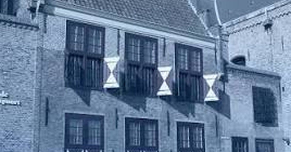 A Morning at Gevangenpoort: The Hague’s Atmospheric Awakening