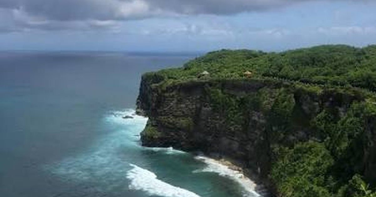 Morning Ocean Views in Uluwatu: Start Your Day Like a Local