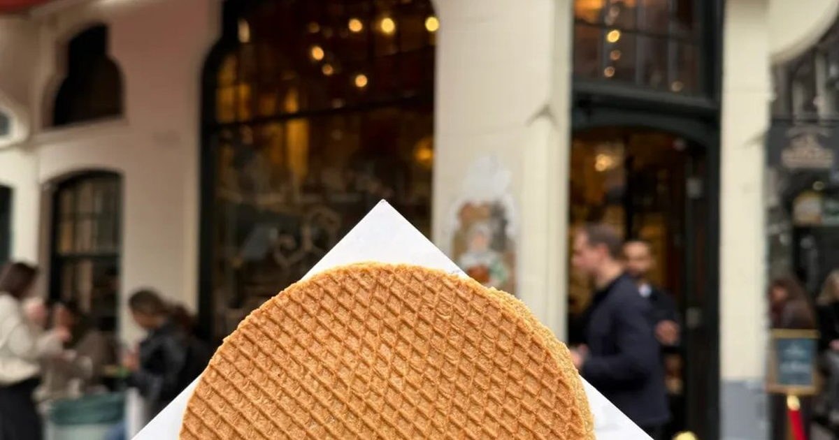 The Ultimate Guide to Fresh Stroopwafels in Amsterdam